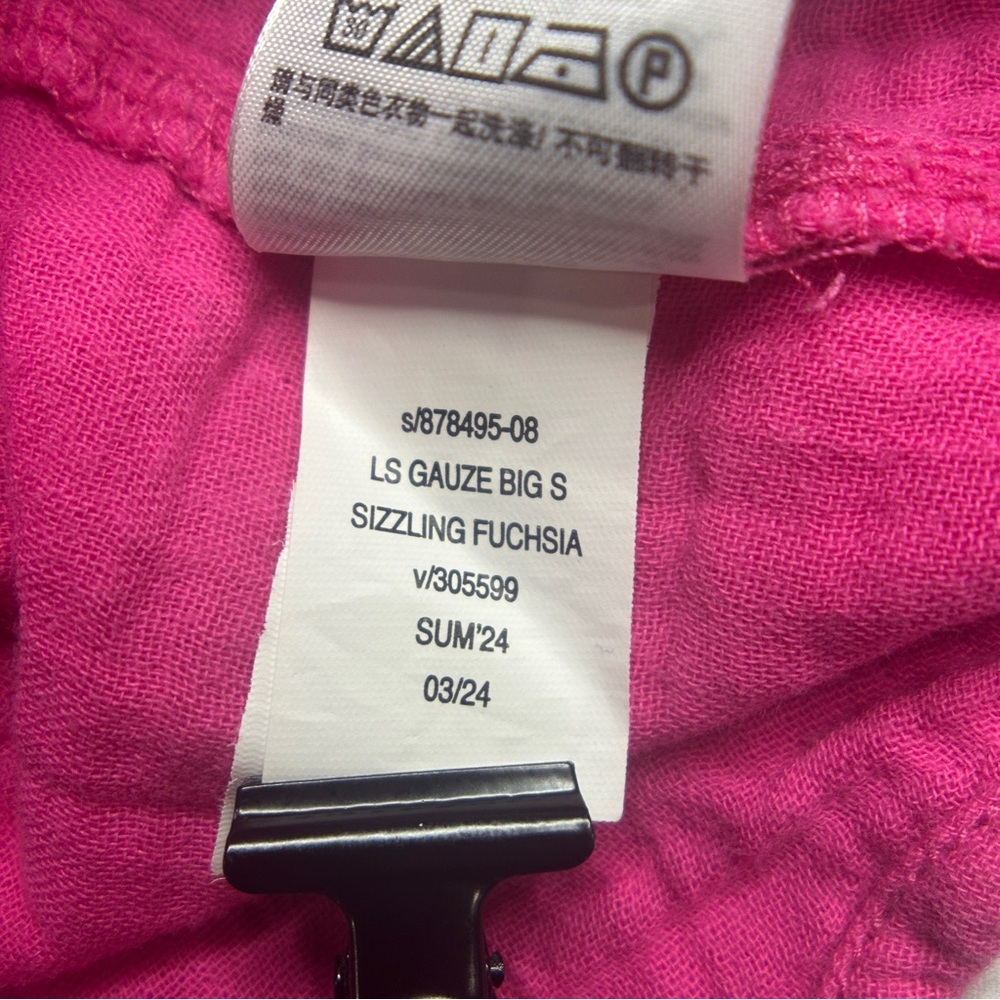 EUC GAP Pink Button-Down Shirt Size L - Picture 11 of 13